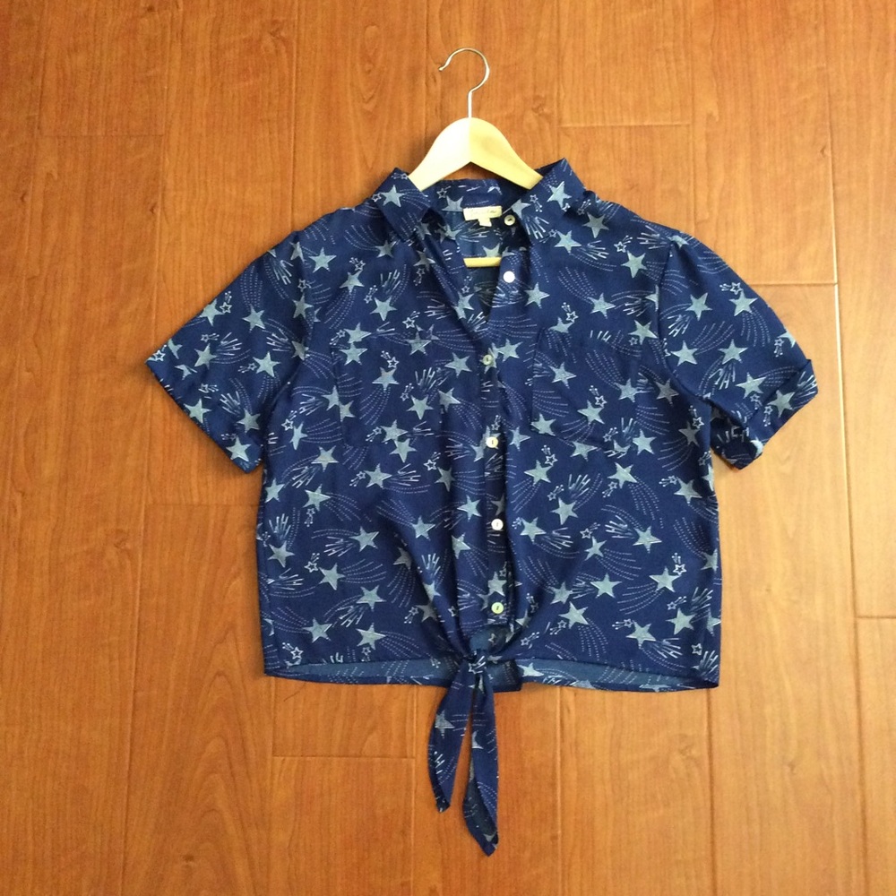 Lily White - star print button up top